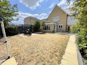 Red Barn Close- click for photo gallery